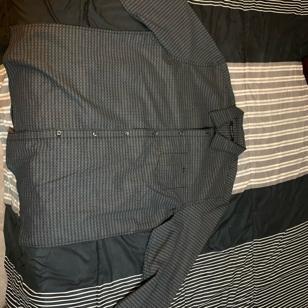 Axist Pattern Button Down